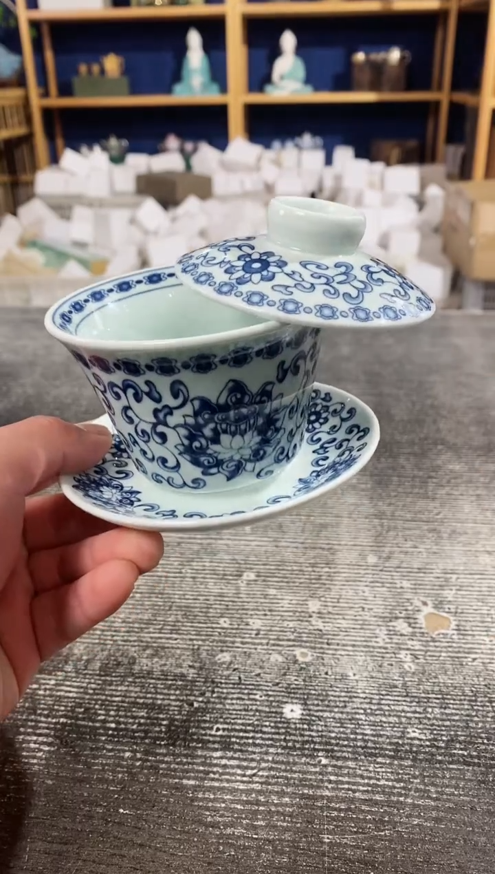 【闪购商品】其他卓玉堂青花缠枝莲悬停盖碗