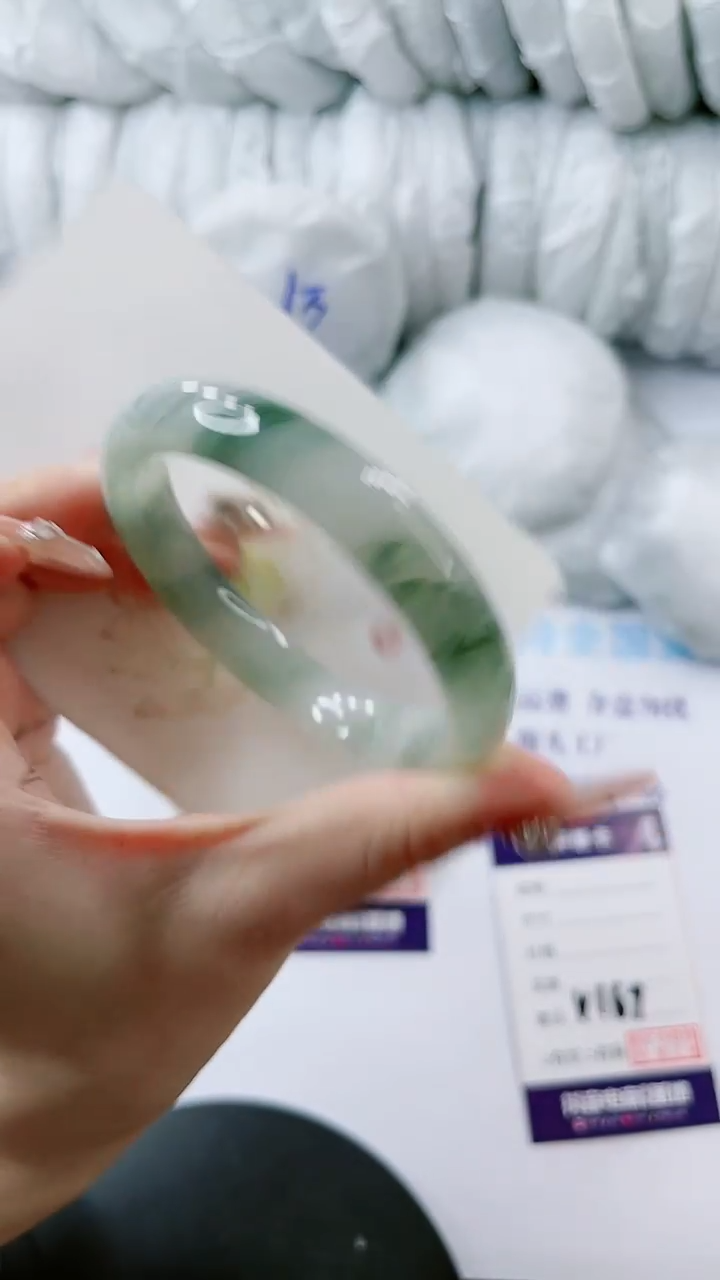 【闪购商品】石英质玉手镯未镶嵌多样性发货V167