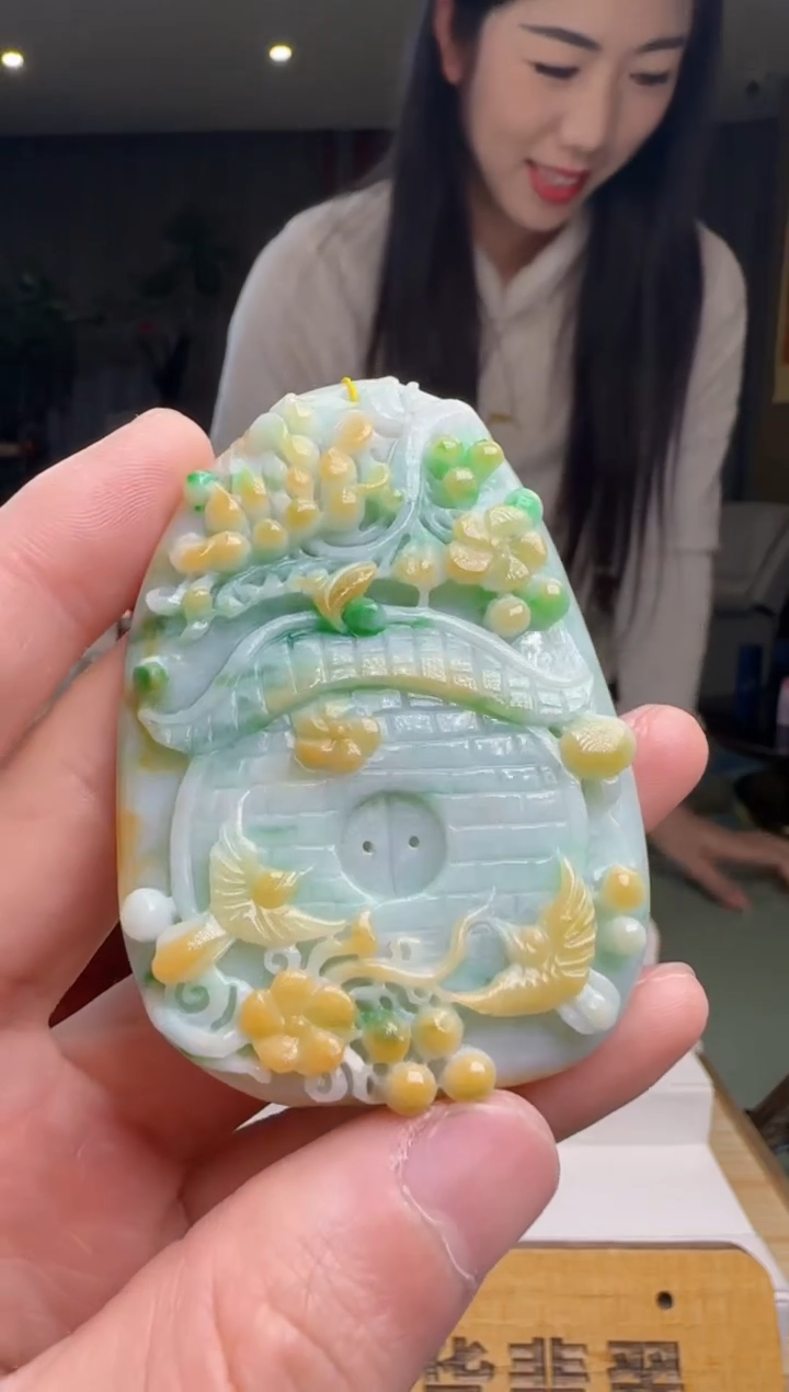 【闪购商品】翡翠颈饰未镶嵌DY@@960Q3J15754