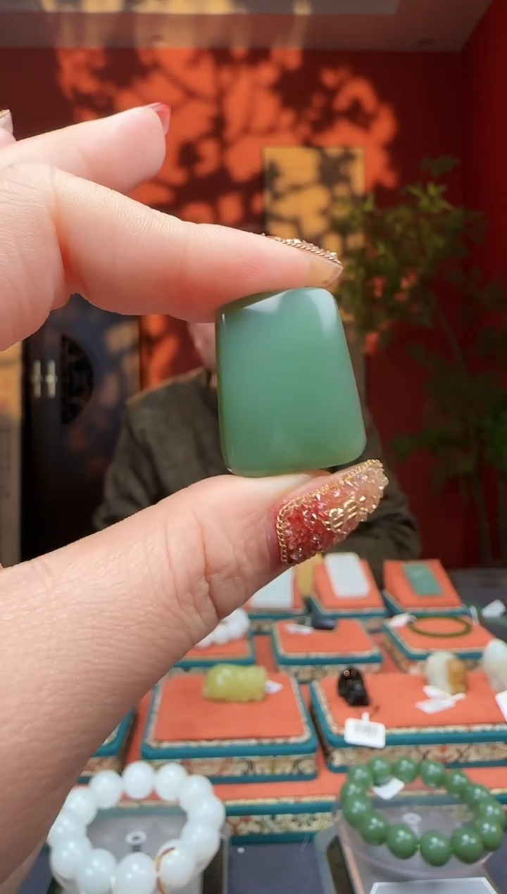 【闪购商品】和田玉吊坠未镶嵌吊坠