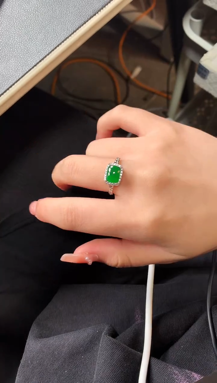 【闪购商品】翡翠戒指银S925镶嵌52141
