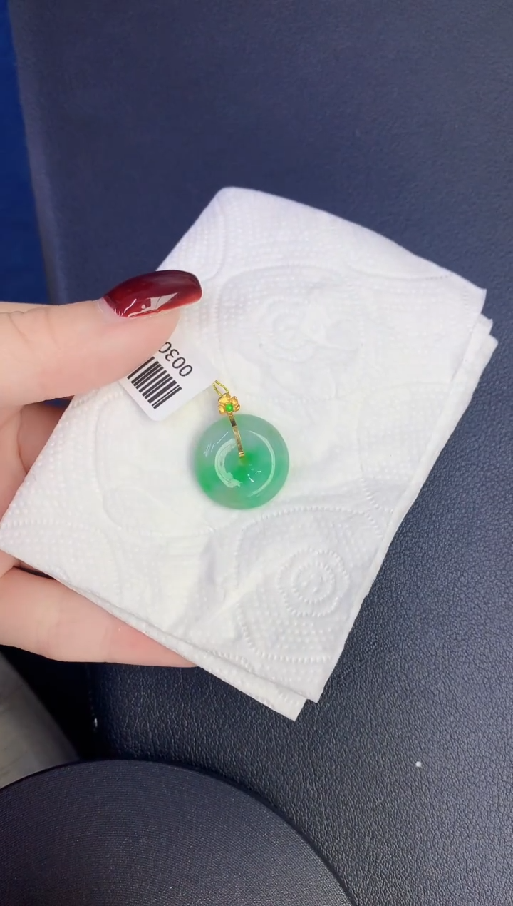 颈饰18K金镶嵌翡翠缅甸天然翡翠a货