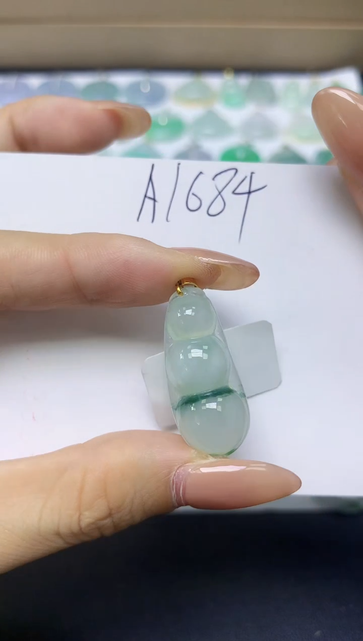 颈饰未镶嵌翡翠天然缅甸A货翡翠百元以上9元证书费自理
