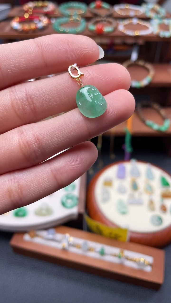 【闪购商品】翡翠吊坠(不含链)18K金镶嵌一个  JK718