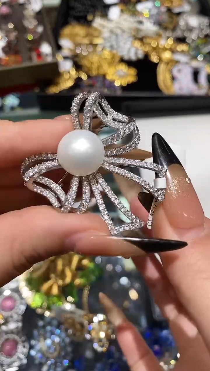 琉璃铜合金楚楚珠宝中古甄选不退换