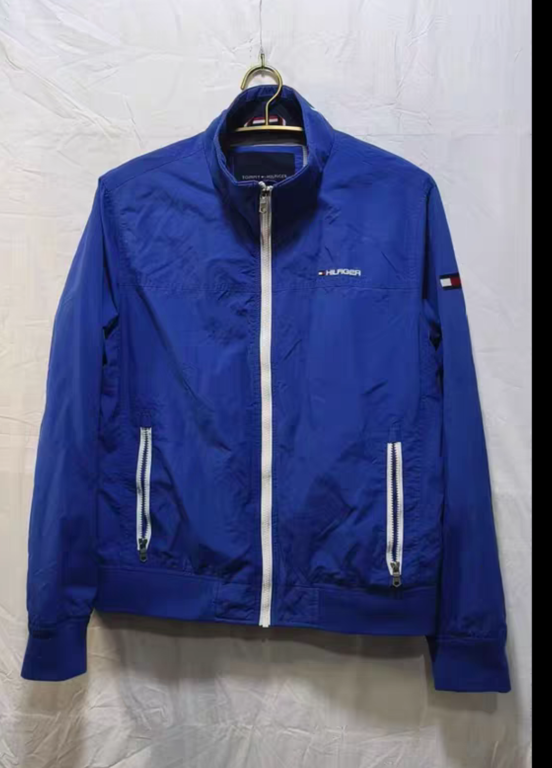 蓝色运动休闲外套