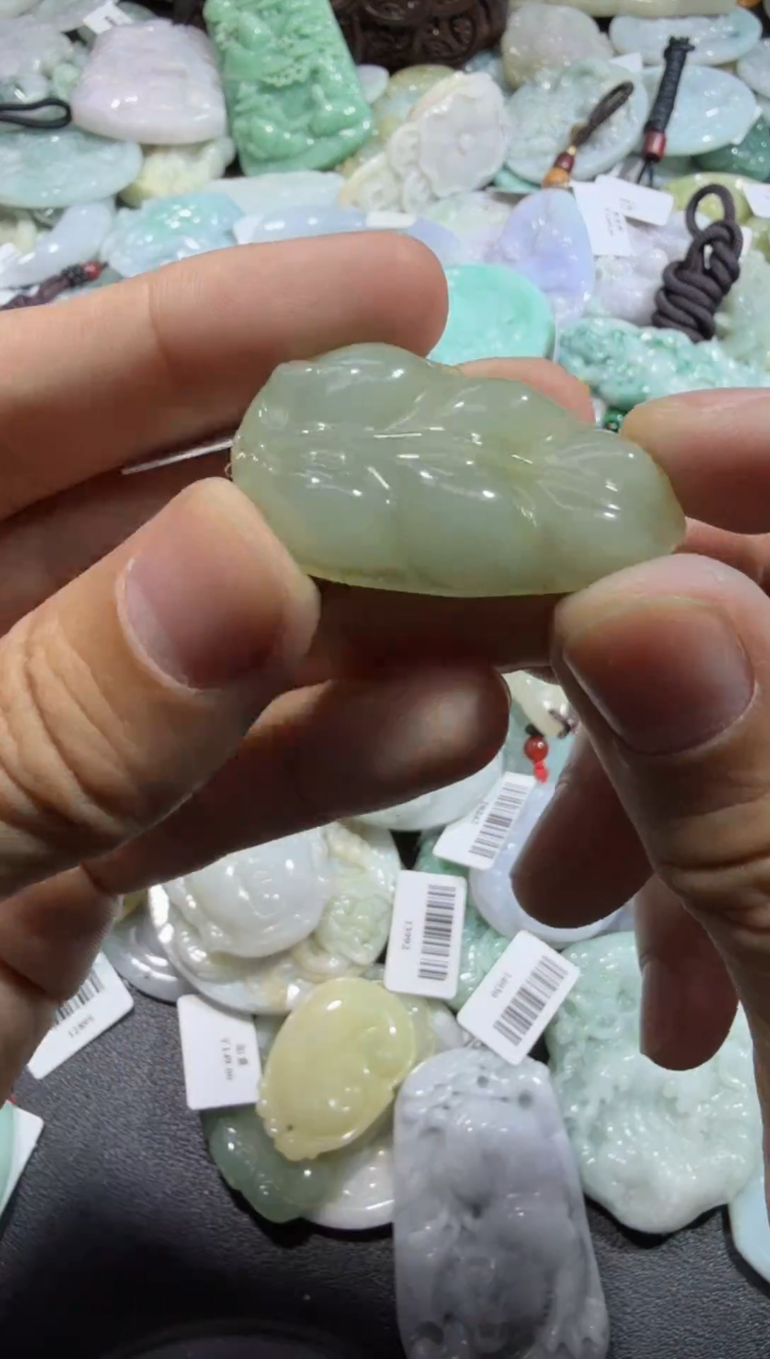 【闪购商品】翡翠颈饰未镶嵌00000083
