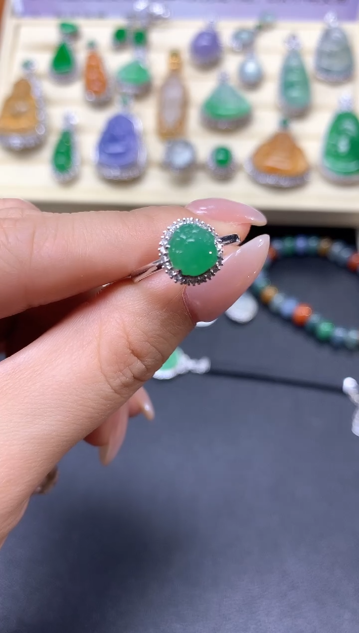 【闪购商品】翡翠戒指18K金镶嵌戒指|2400+240