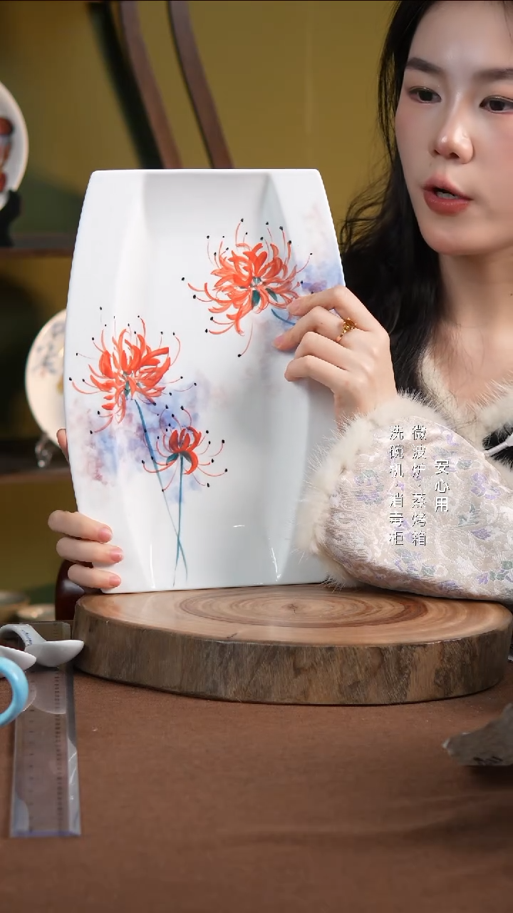 瓷景德镇高温手绘釉下彩12.5英寸方鱼盘曼珠沙华