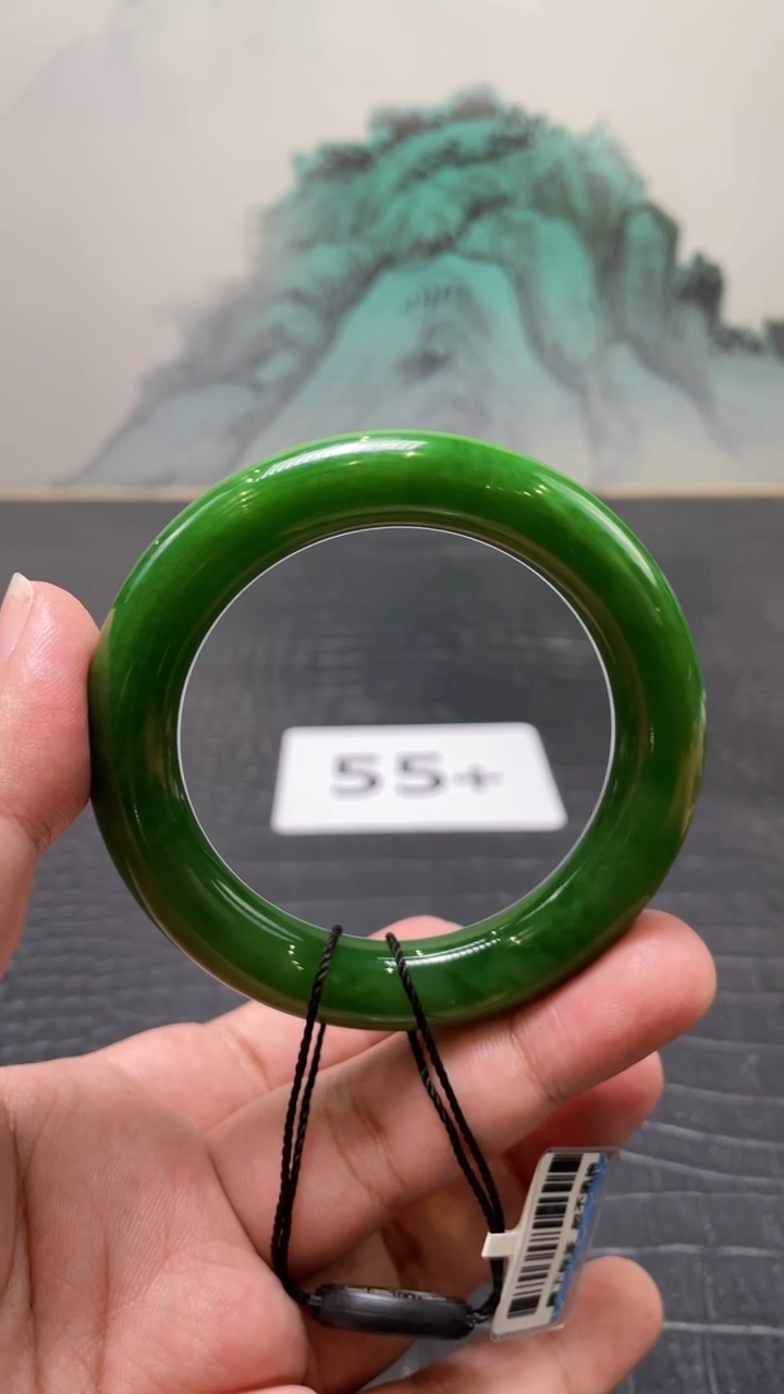 未镶嵌手镯和田玉（碧玉）西****?55+