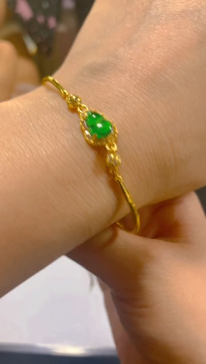 未镶嵌手链翡翠多样性发一