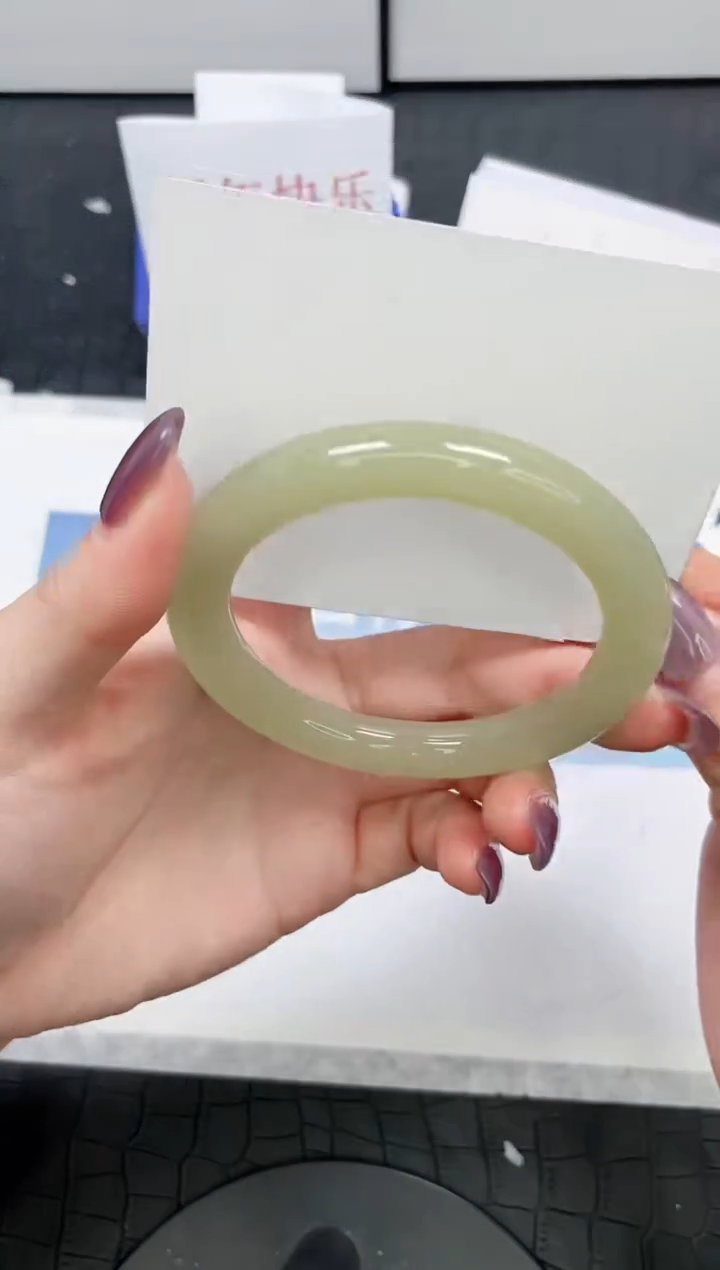 【闪购商品】石英质玉手镯未镶嵌326-57.2