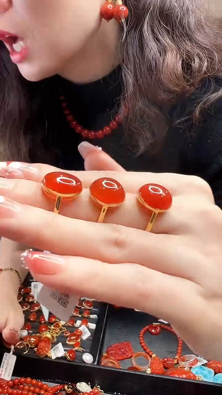 【闪购商品】南红玛瑙戒指18K金镶嵌/多样性发其一/YKBH