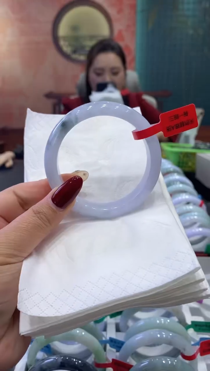 【闪购商品】翡翠手镯未镶嵌多人00018529