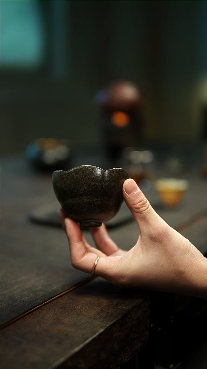 【闪购商品】云龙黑釉花口杯11111111111