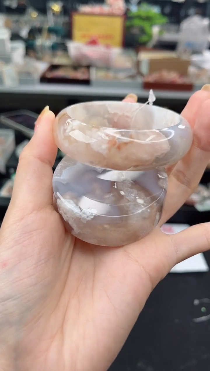 【闪购商品】石英质玉手镯未镶嵌55圈口（赠品镯心）3571702