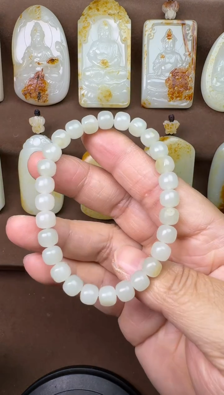 【闪购商品】和田玉颈饰未镶嵌卡8老型