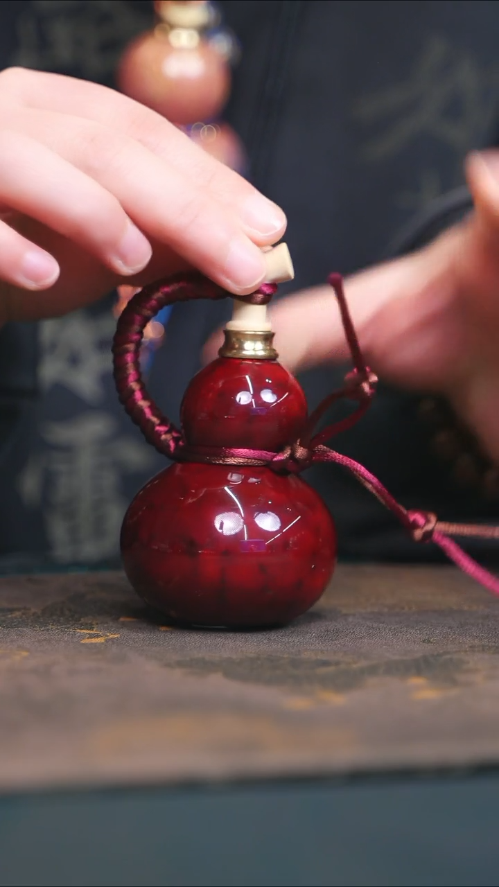 【闪购商品】YG185大漆手捻不包手串及旋转底座