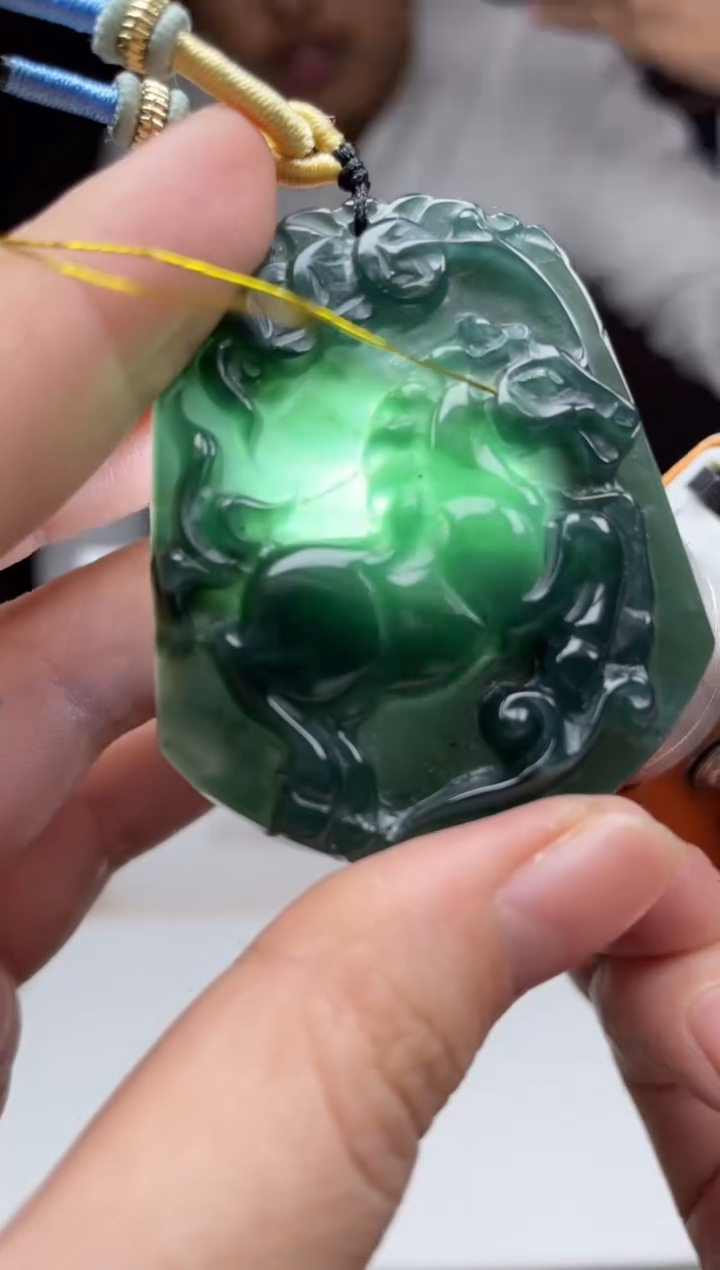 【闪购商品】翡翠颈饰未镶嵌      *21