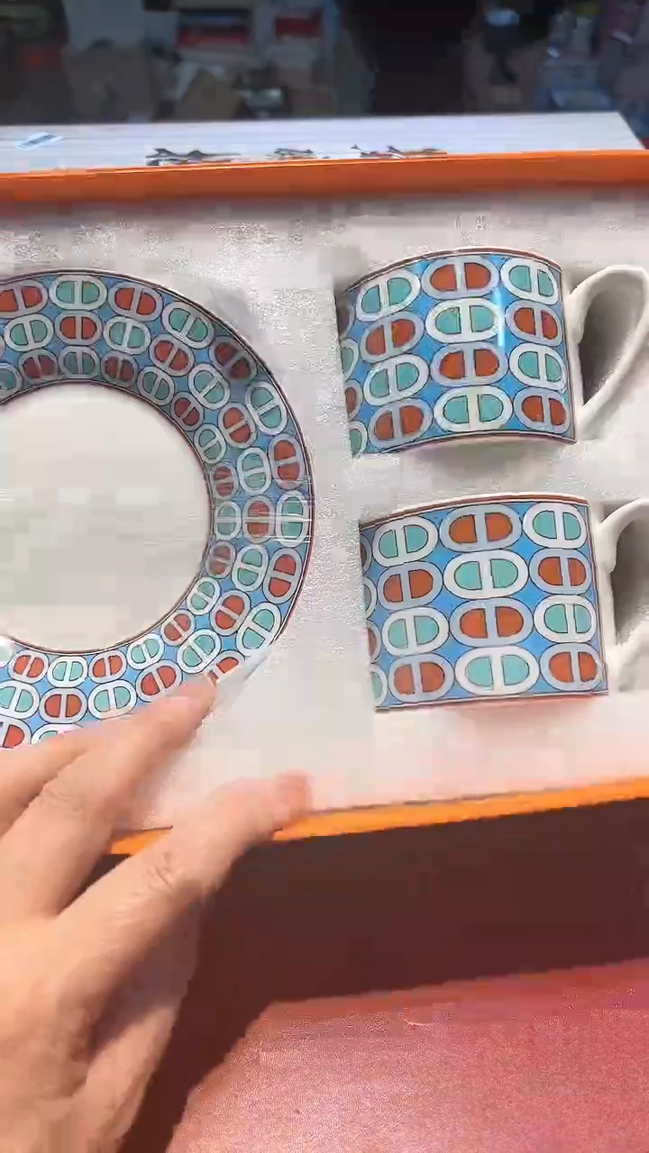 【闪购商品】瓷片锅碗瓢盆一件不剩