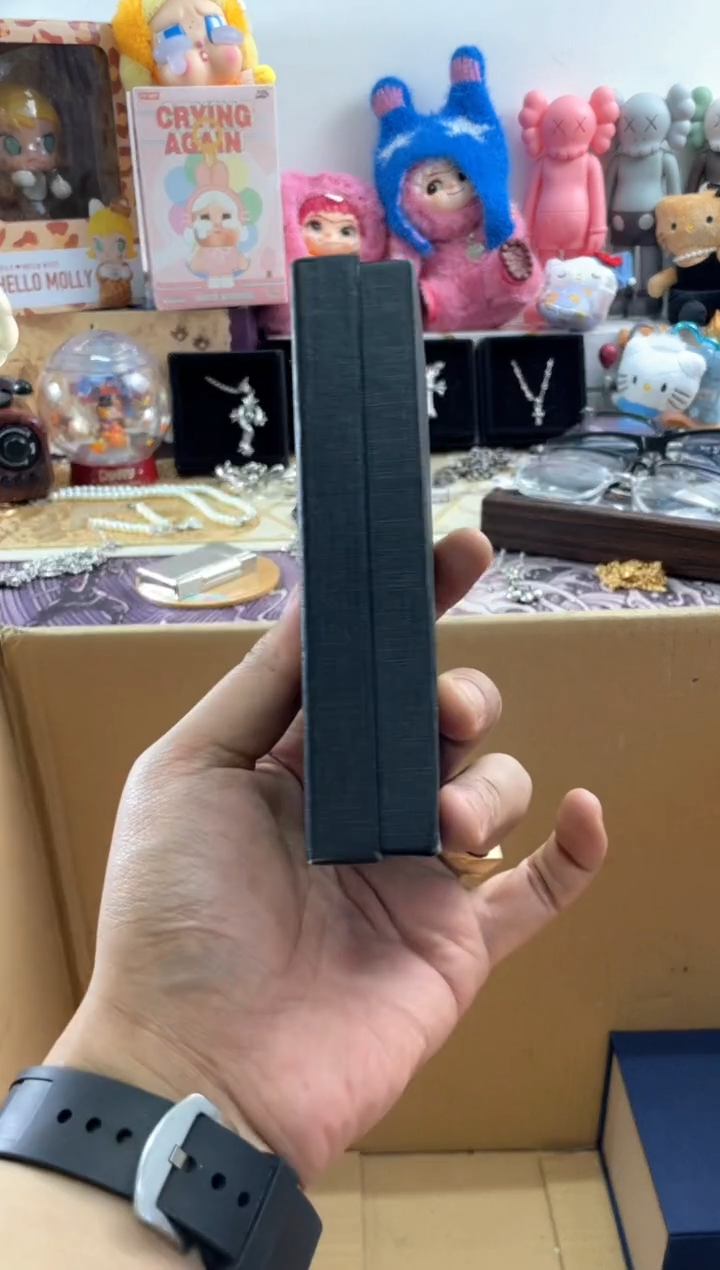 瓷片黑色v=666666666666