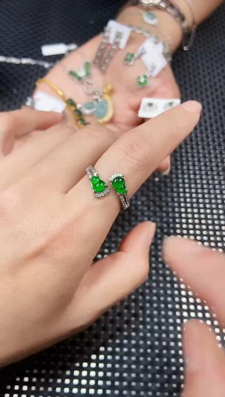 【闪购商品】翡翠戒指未镶嵌11111111