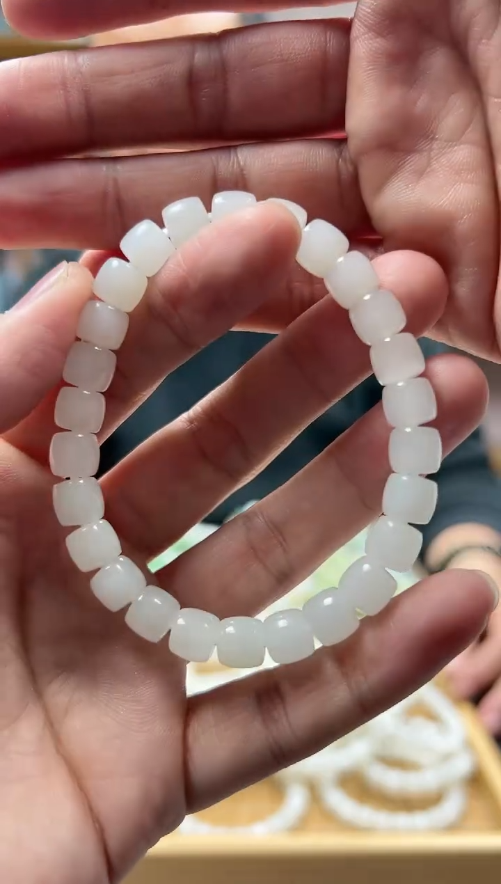 【闪购商品】和田玉手链未镶嵌8且末白
