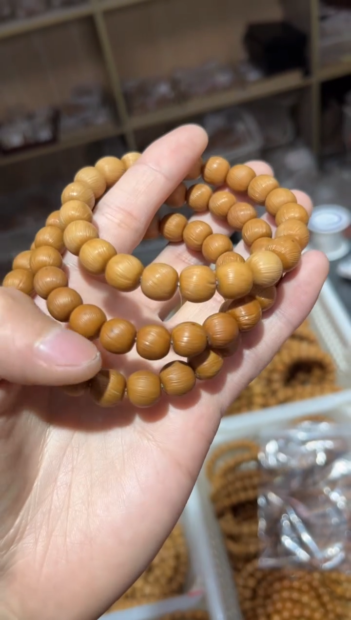 【闪购商品】猴头核桃吊坠猴毛拉丝微瑕