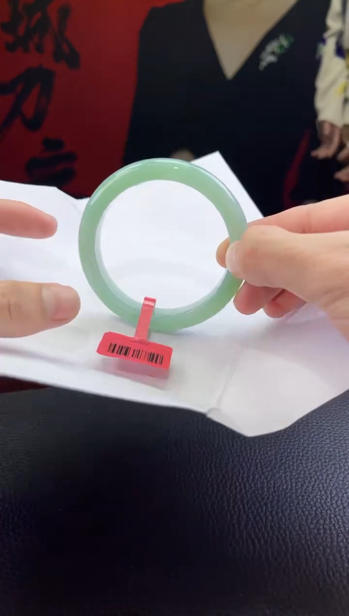【闪购商品】翡翠手镯未镶嵌翡翠手镯