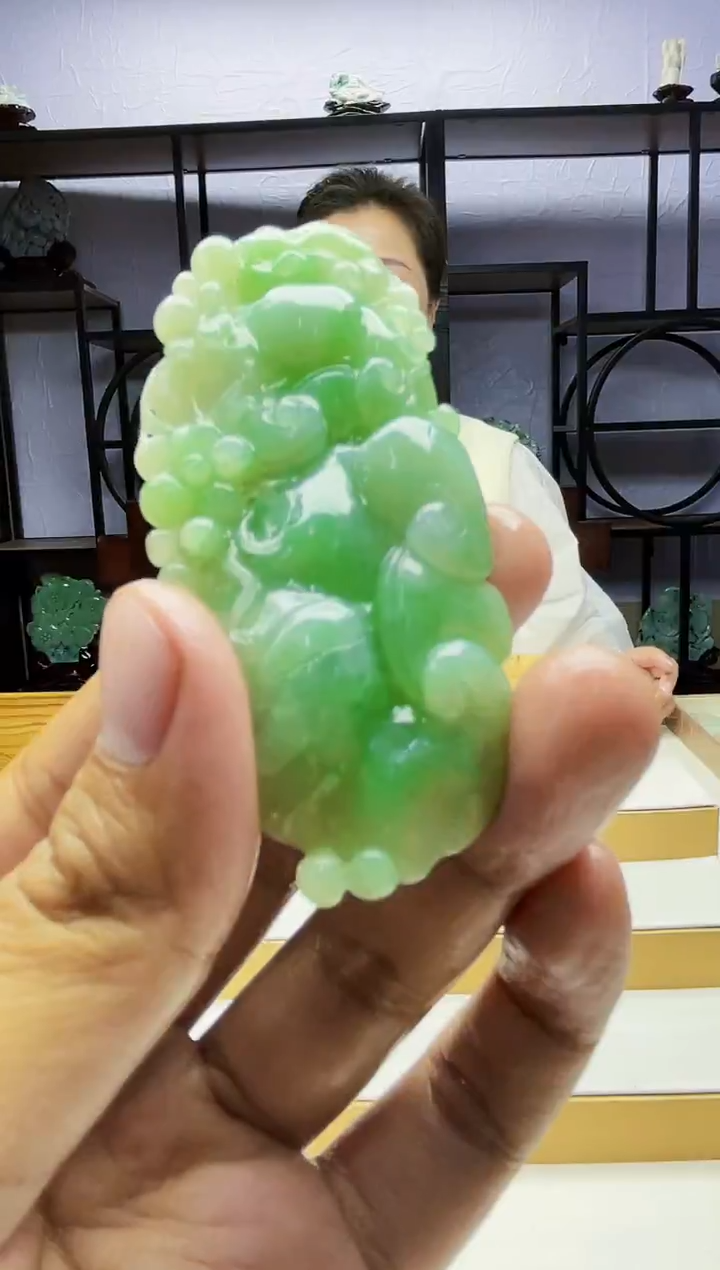 【闪购商品】定制翡翠未镶嵌毛货01140180