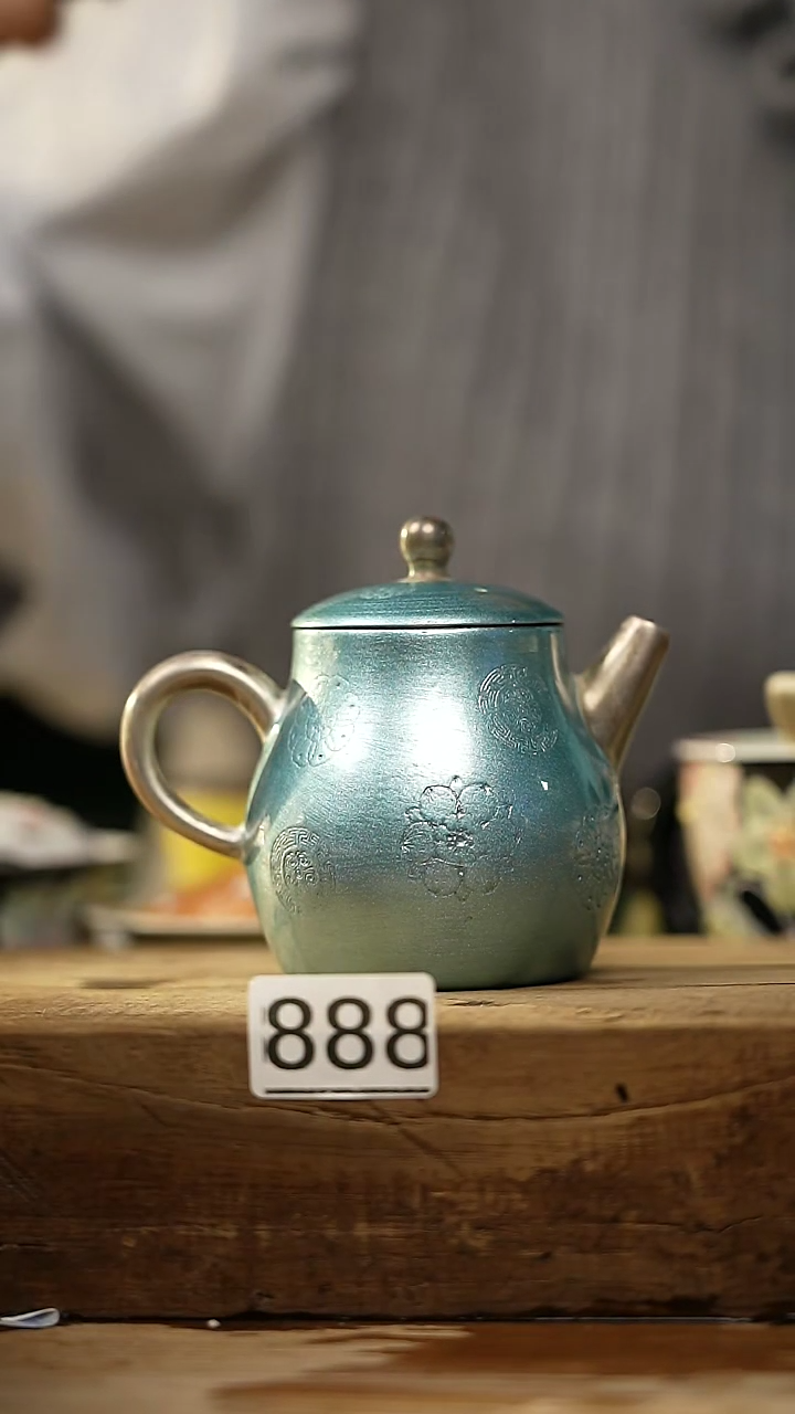 【闪购商品】瓷片设计师款 刻绘 小茶壶