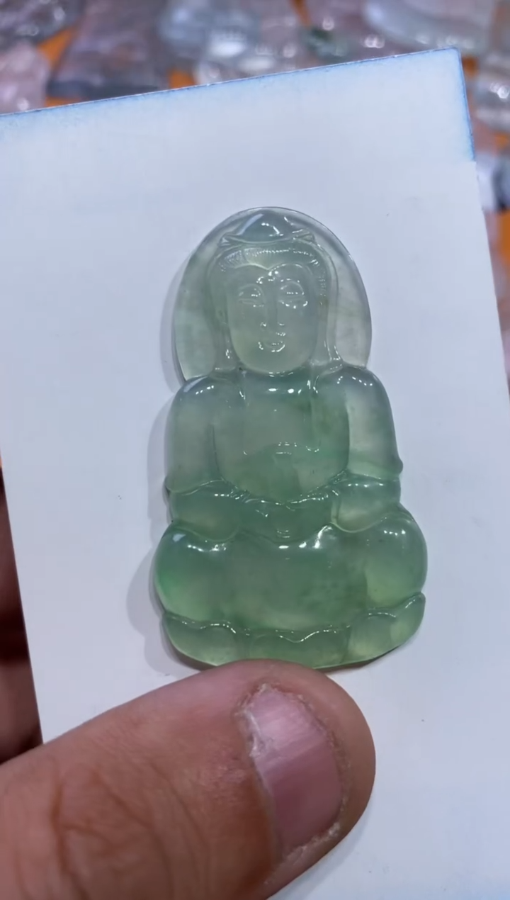 【闪购商品】翡翠颈饰未镶嵌观音5200