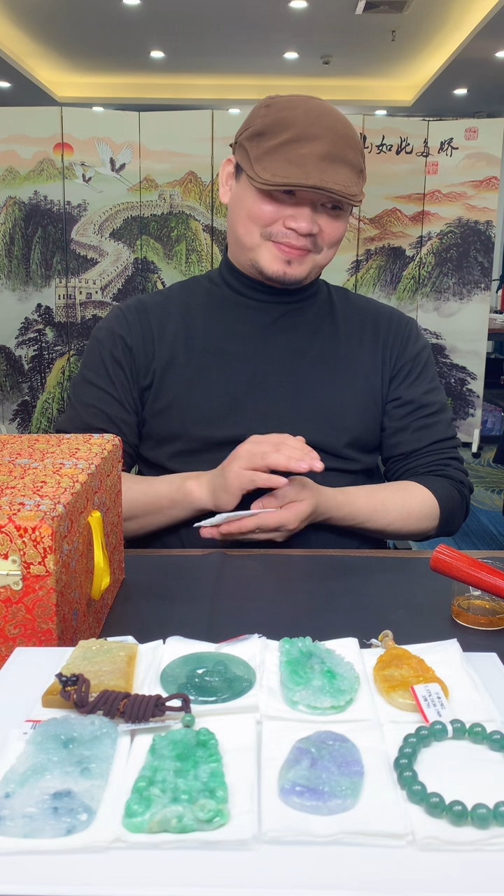 【闪购商品】定制翡翠未镶嵌1062xlj-毛货挂件30