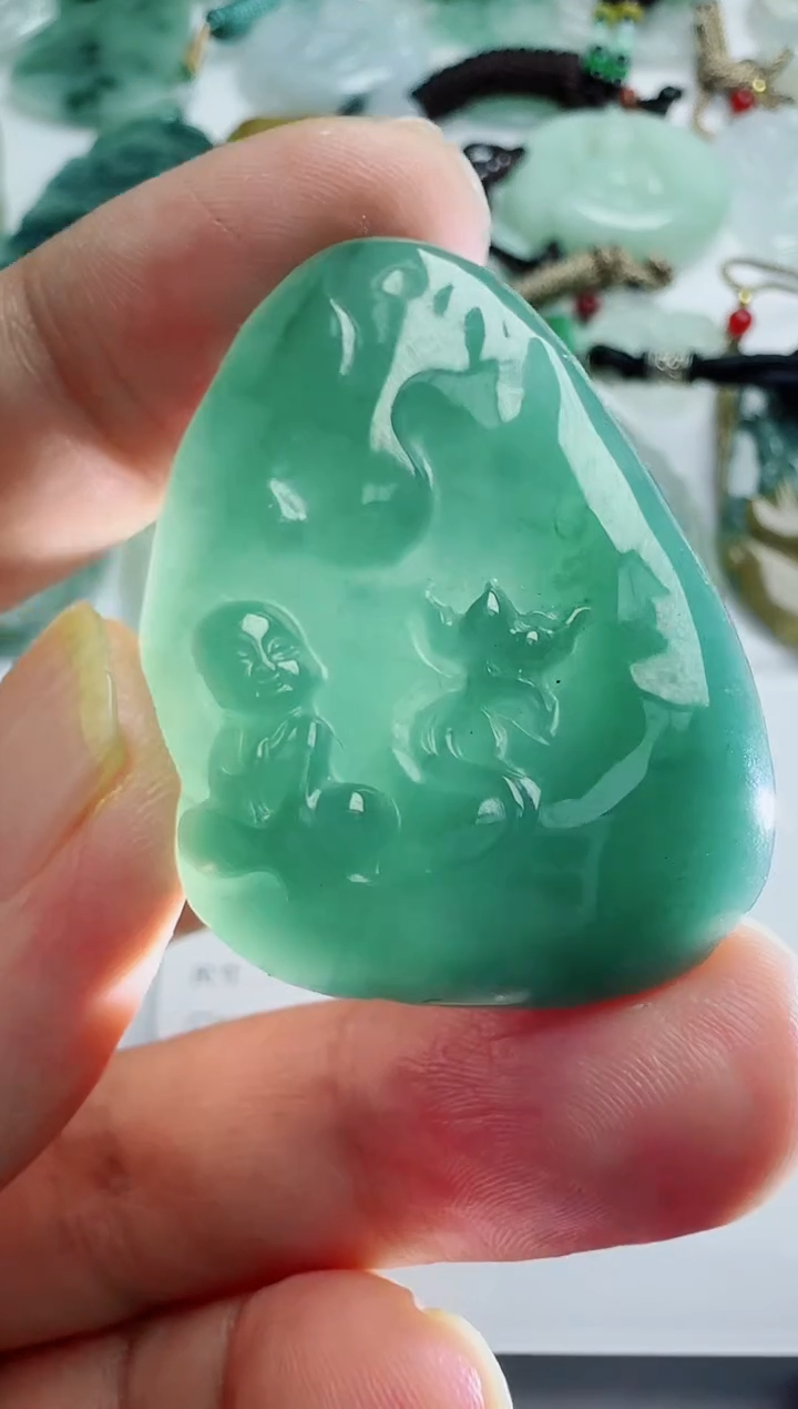 【闪购商品】翡翠吊坠(不含链)未镶嵌1