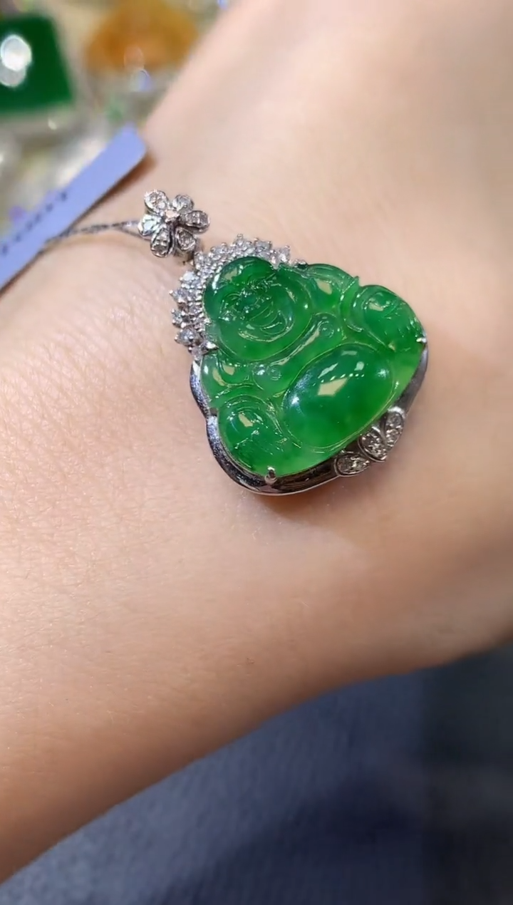 【闪购商品】翡翠吊坠(不含链)18K金镶嵌D2