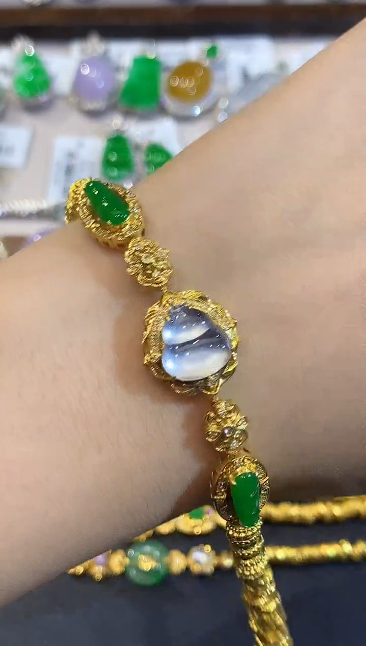 18K金镶嵌手链翡翠A***天CM多样性发其一