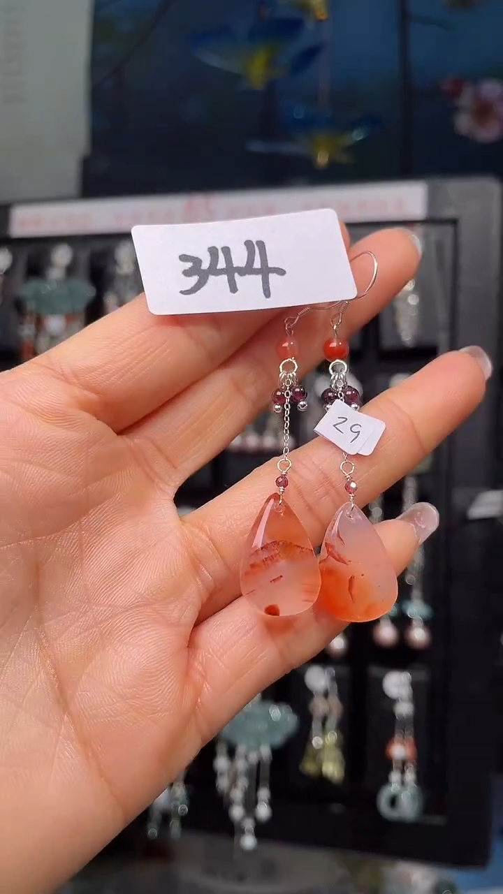 未镶嵌南红玛瑙耳饰喜欢拍微瑕