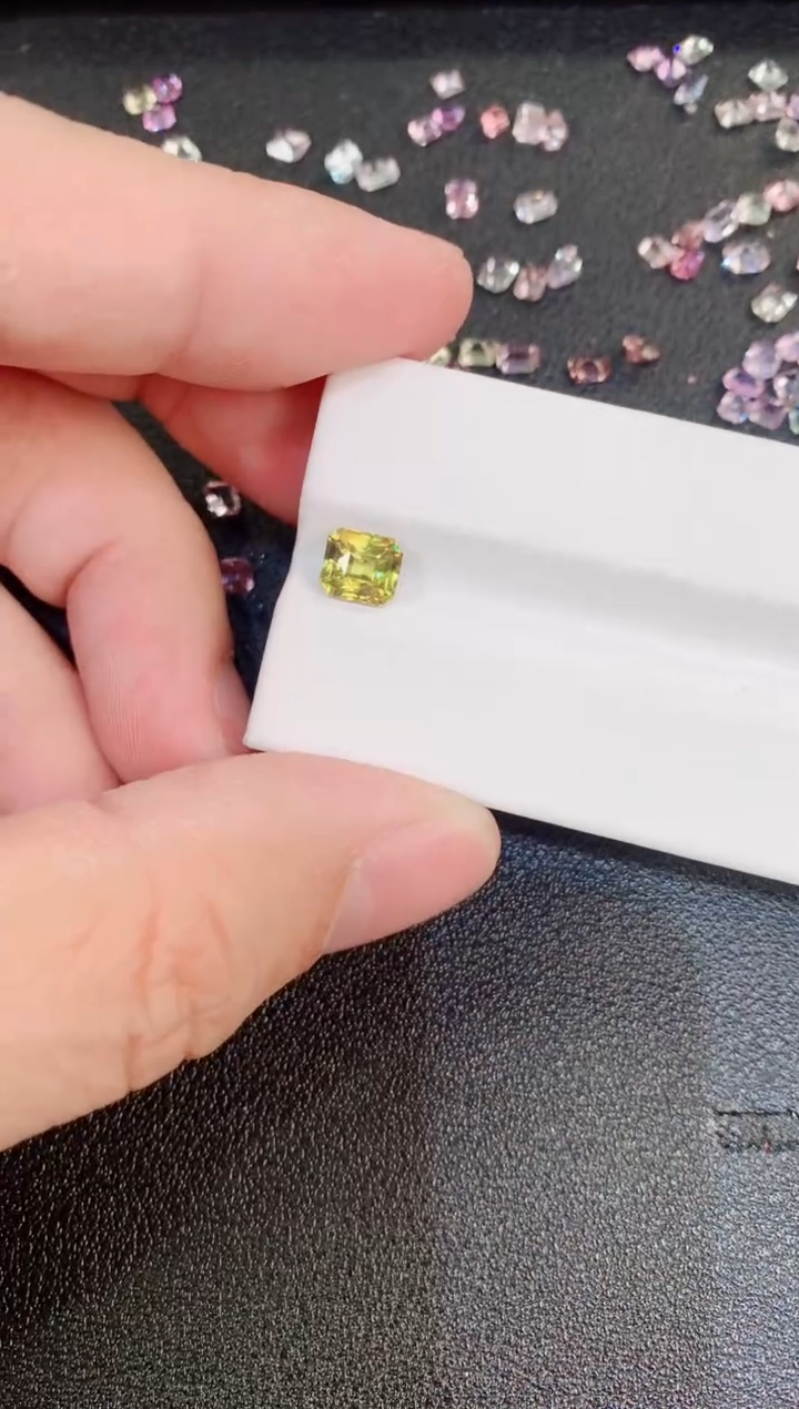 【闪购商品】榍石裸石银S925镶嵌1.56ct榍石