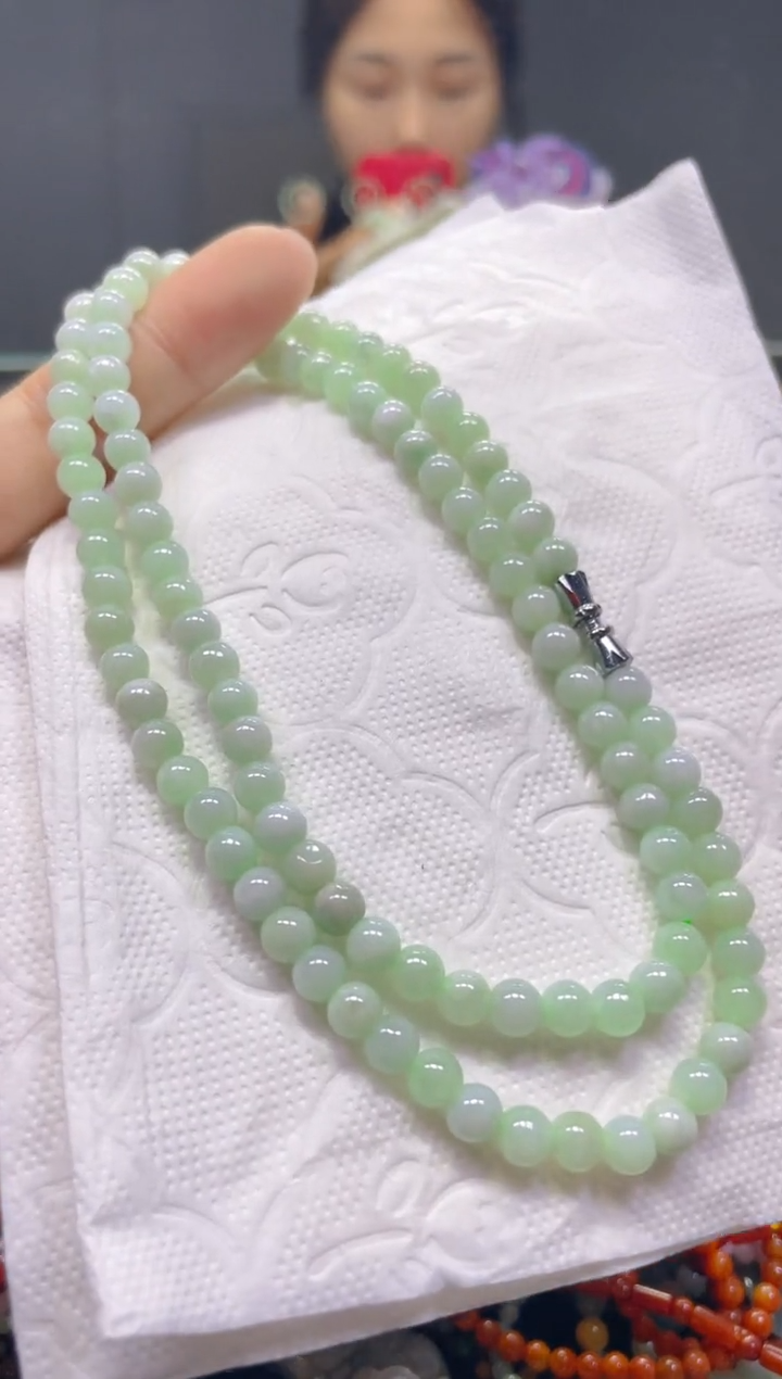 颈饰未镶嵌翡翠5MM/C/翡翠A货，一件也是批发价