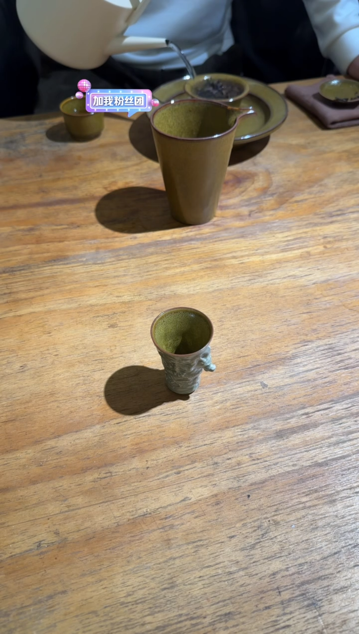 瓷?**?李卡扬 双面釉 龙闻香杯