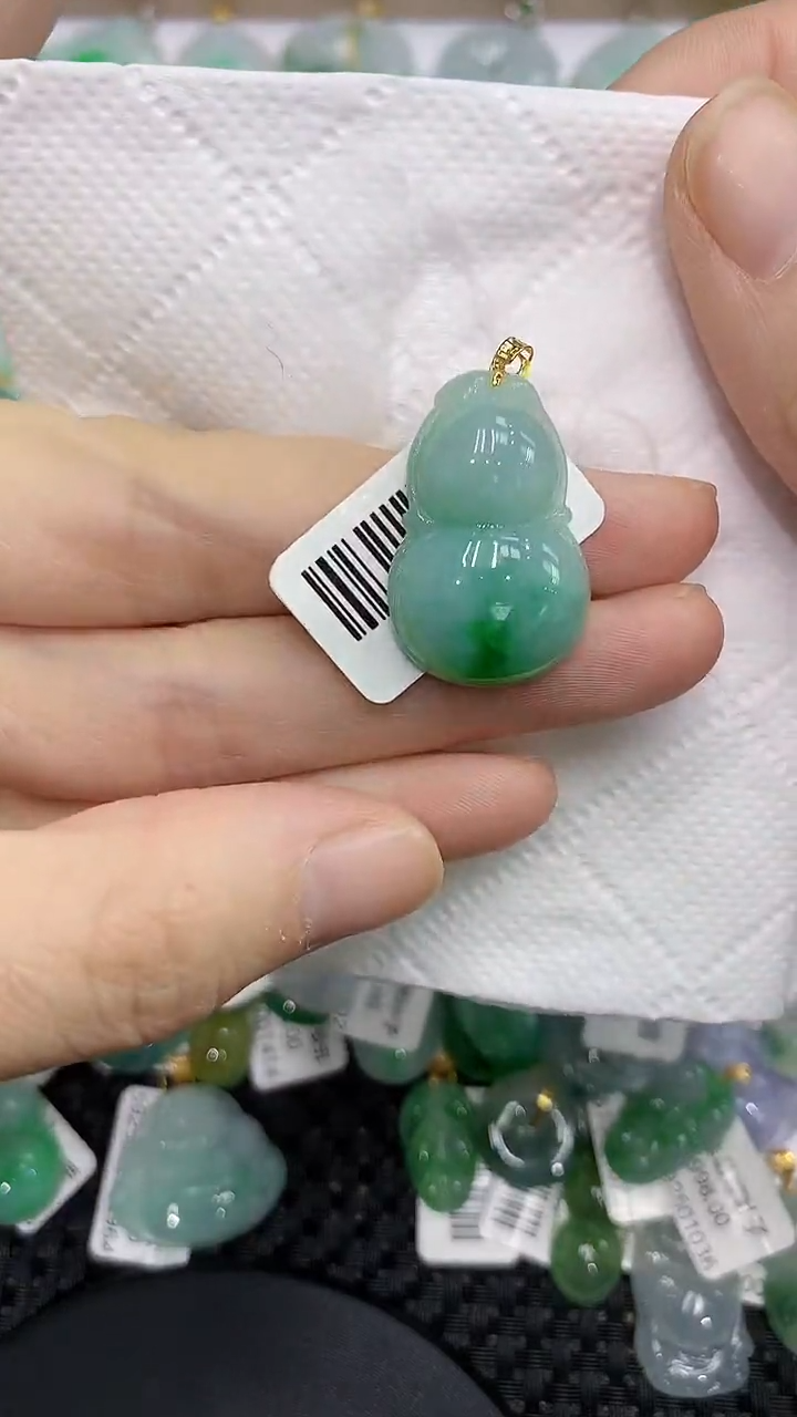 颈饰18K金镶嵌翡翠a货支持复检百元以上9元证书费自理