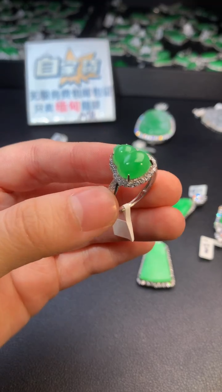 【闪购商品】翡翠戒指银S925镶嵌翡翠