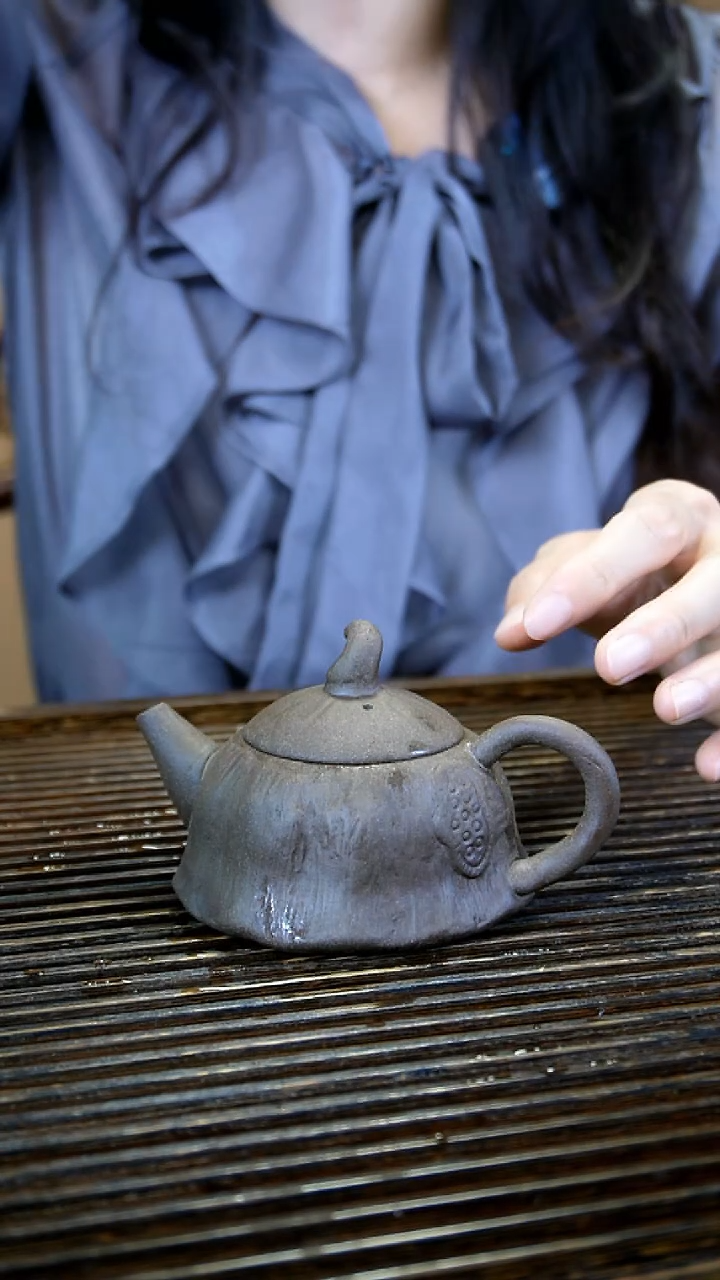【原矿老岩泥】 黑金沙 莲蓬壶