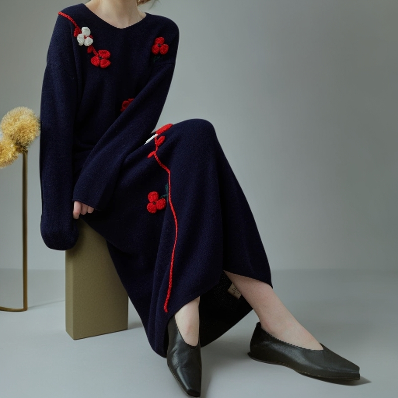 【渣渣严选】羊毛羊绒套装V领立体花朵装饰D102613衫+半裙102610-2