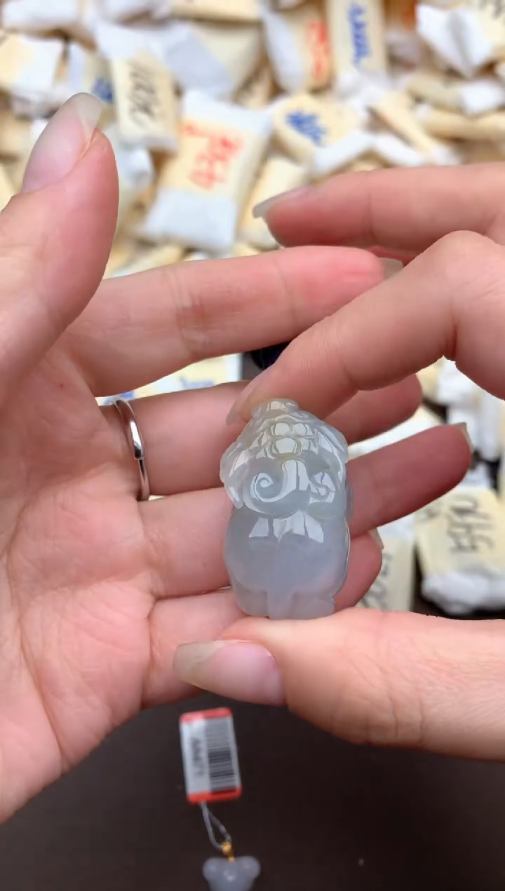 【闪购商品】翡翠挂件未镶嵌   一 