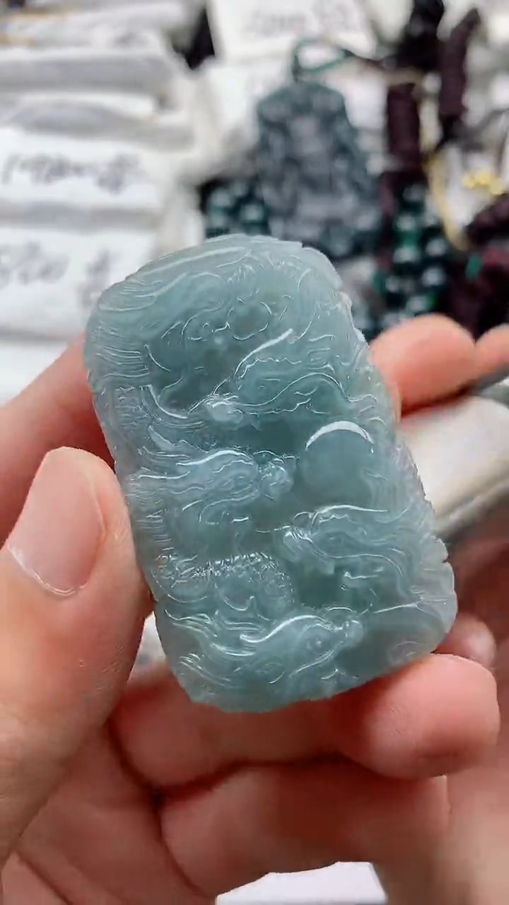 翡翠未镶嵌颈饰888