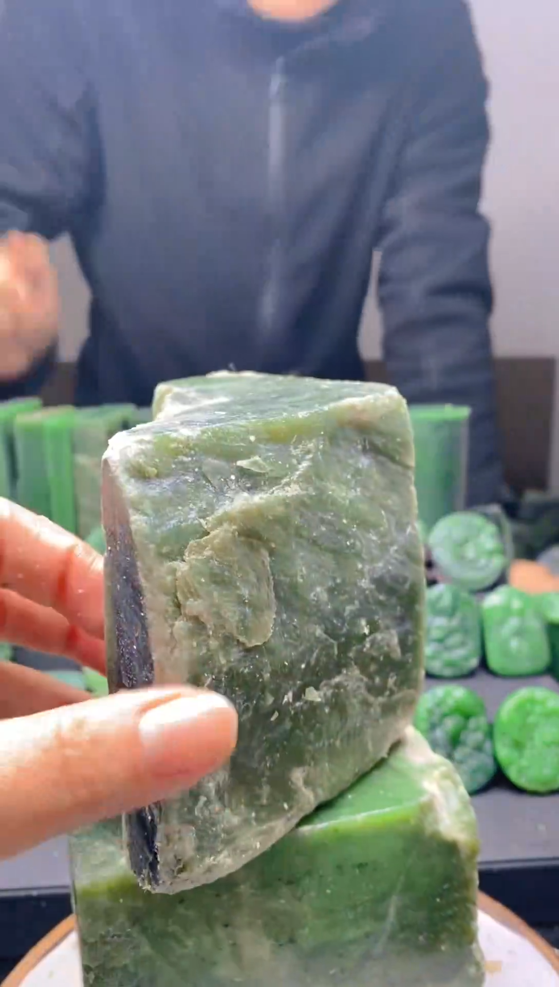 未镶嵌和田玉（碧玉）珠宝半成品1