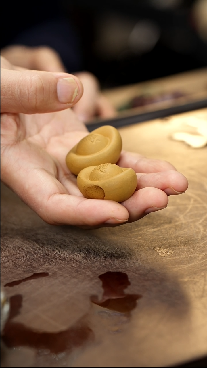 紫砂茶宠元宝两个