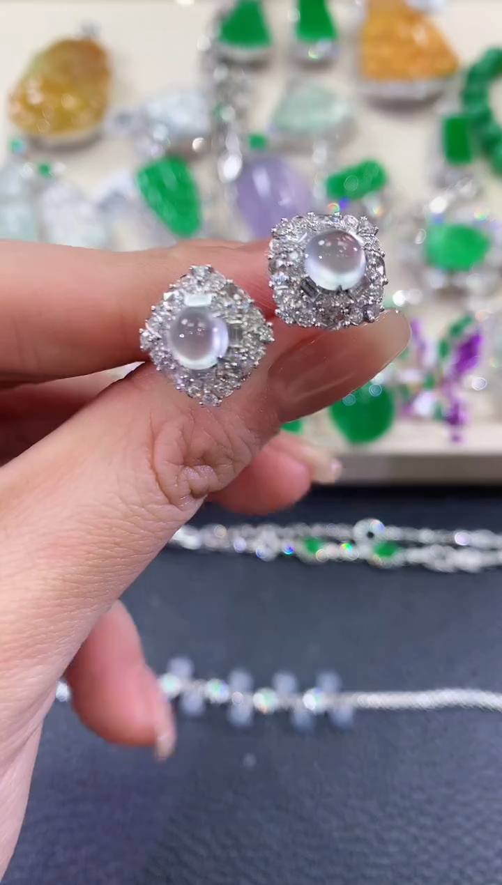 【闪购商品】翡翠耳饰18K金镶嵌 B83有色差