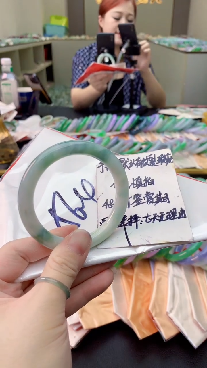 翡翠手镯未镶嵌0918942405